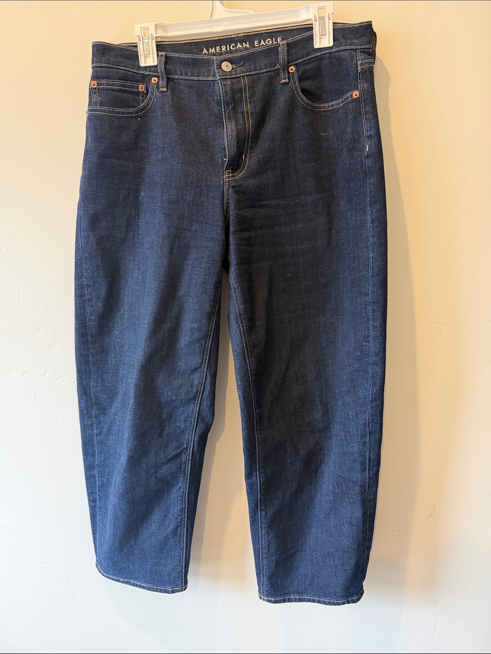 American Eagle Dark Wash Barrel  Jeans